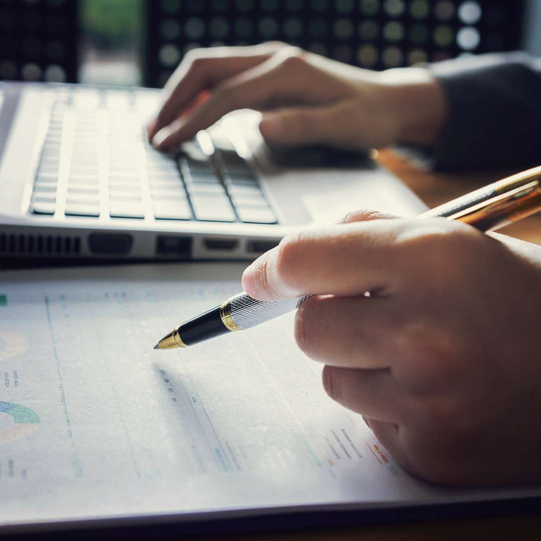 EME2 CONSULTING - WEB CUADRADO (2) gestion administrativa